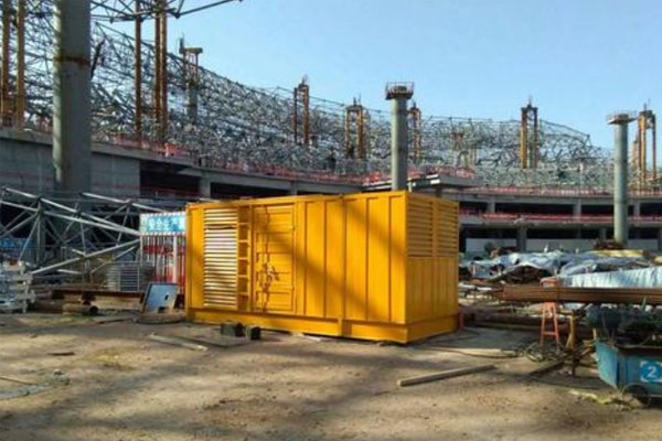 塔城发电机出租如何判断空气滤清器是否需要更换？