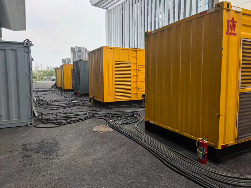 塔城柴油发电机组冬季保养有哪些注意事项?